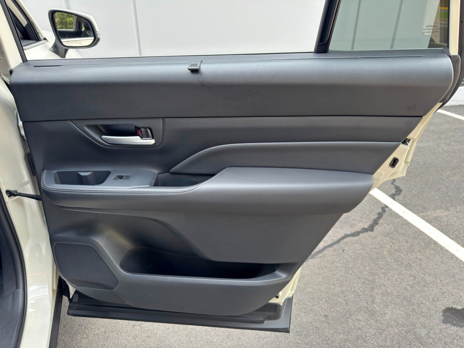 Used 2024 Toyota Grand Highlander AWD image 46
