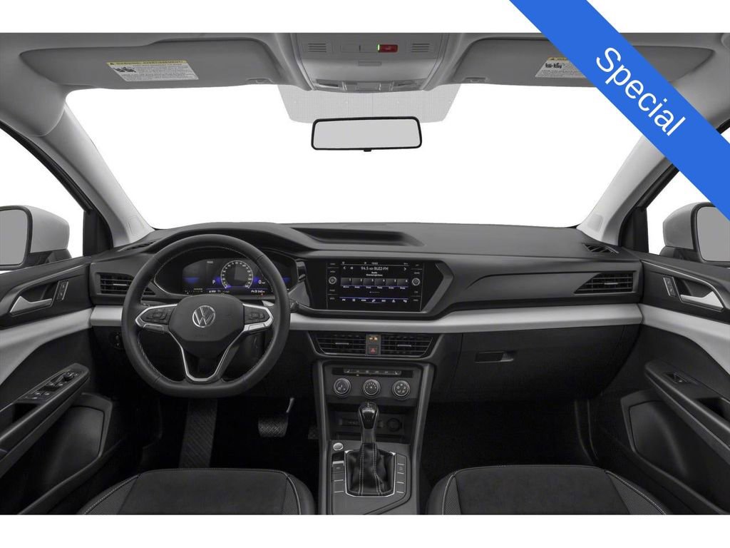 Used 2024 Volkswagen Taos SE image 40
