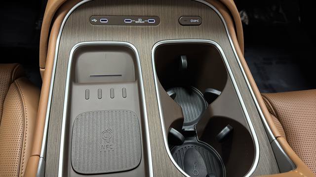 Used 2026 Hyundai Palisade Calligraphy image 36