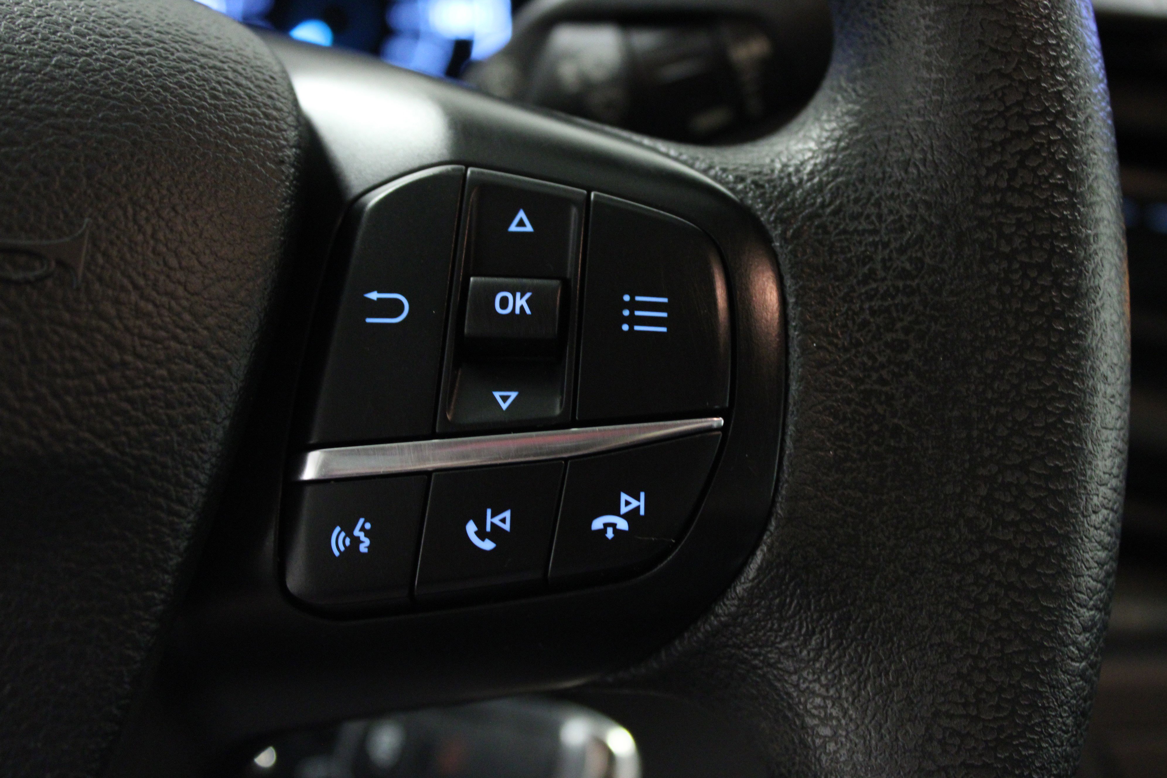 Used 2020 Ford Transit 250 148 High Roof Extended image 18