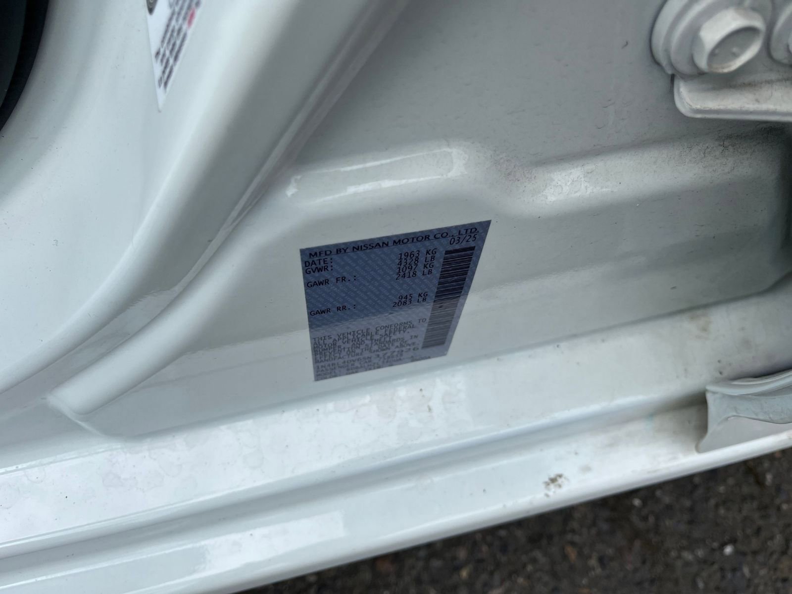 Used 2025 Nissan Altima 2.5 SV FWD image 30