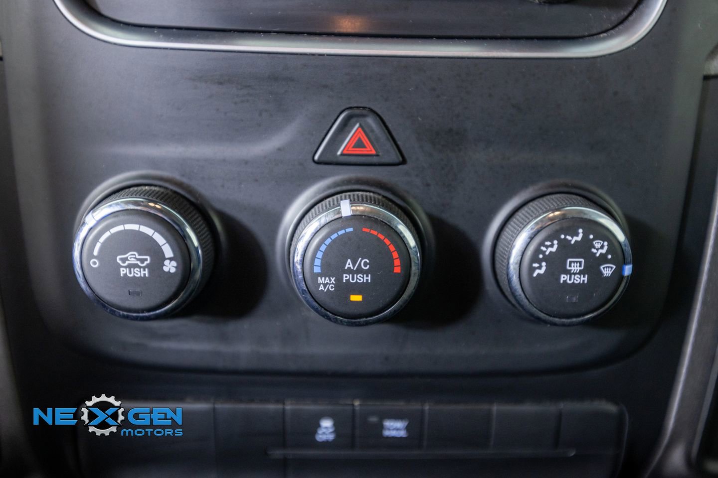 Used 2018 RAM 1500 Express w/ Express Value Package AWD/4WD image 22