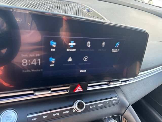 Used 2023 Hyundai Elantra Limited FWD image 30
