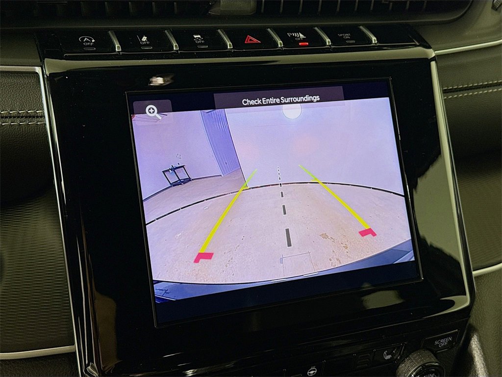 New 2025 Jeep Grand Cherokee Altitude image 16