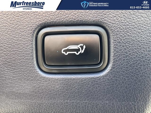 Used 2022 Hyundai Palisade SEL w/ Premium Package FWD image 16