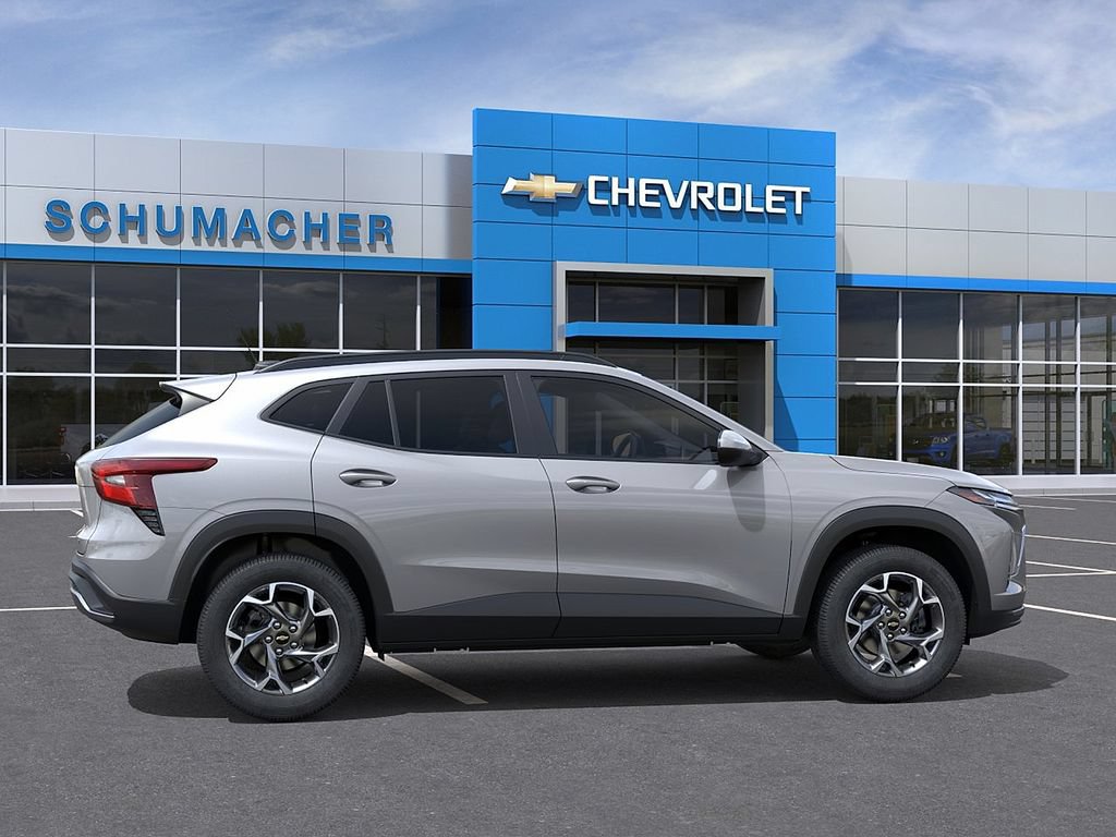 New 2026 Chevrolet Trax LT w/ Driver Confidence Package FWD image 5