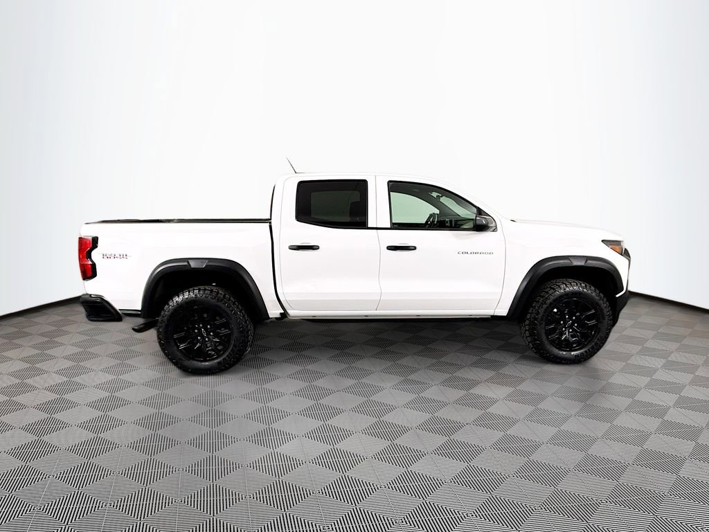 Used 2025 Chevrolet Colorado Trail Boss AWD/4WD image 9