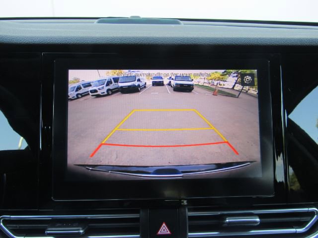 Used 2022 Kia Niro EX image 8