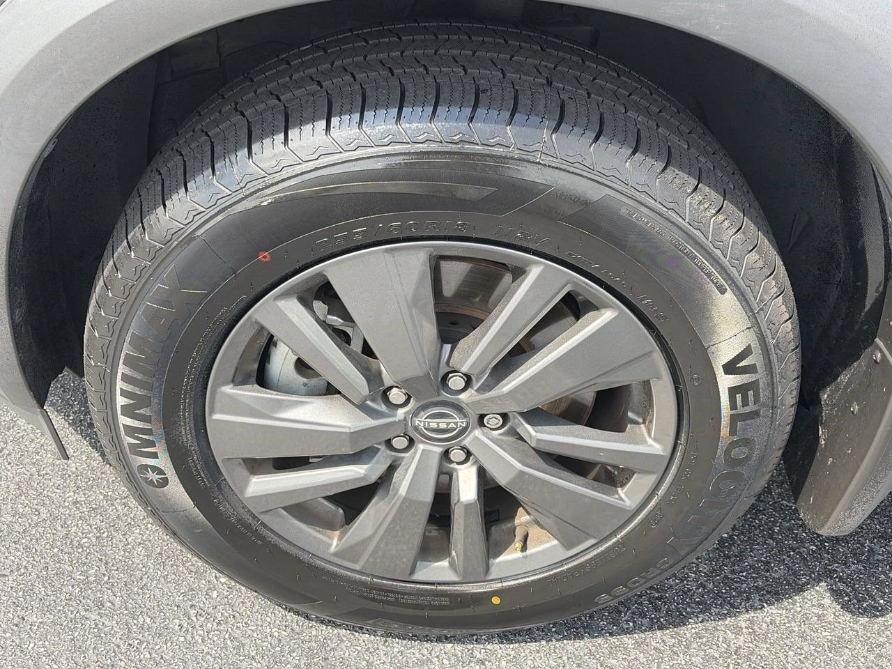 Used 2023 Nissan Pathfinder S FWD image 28