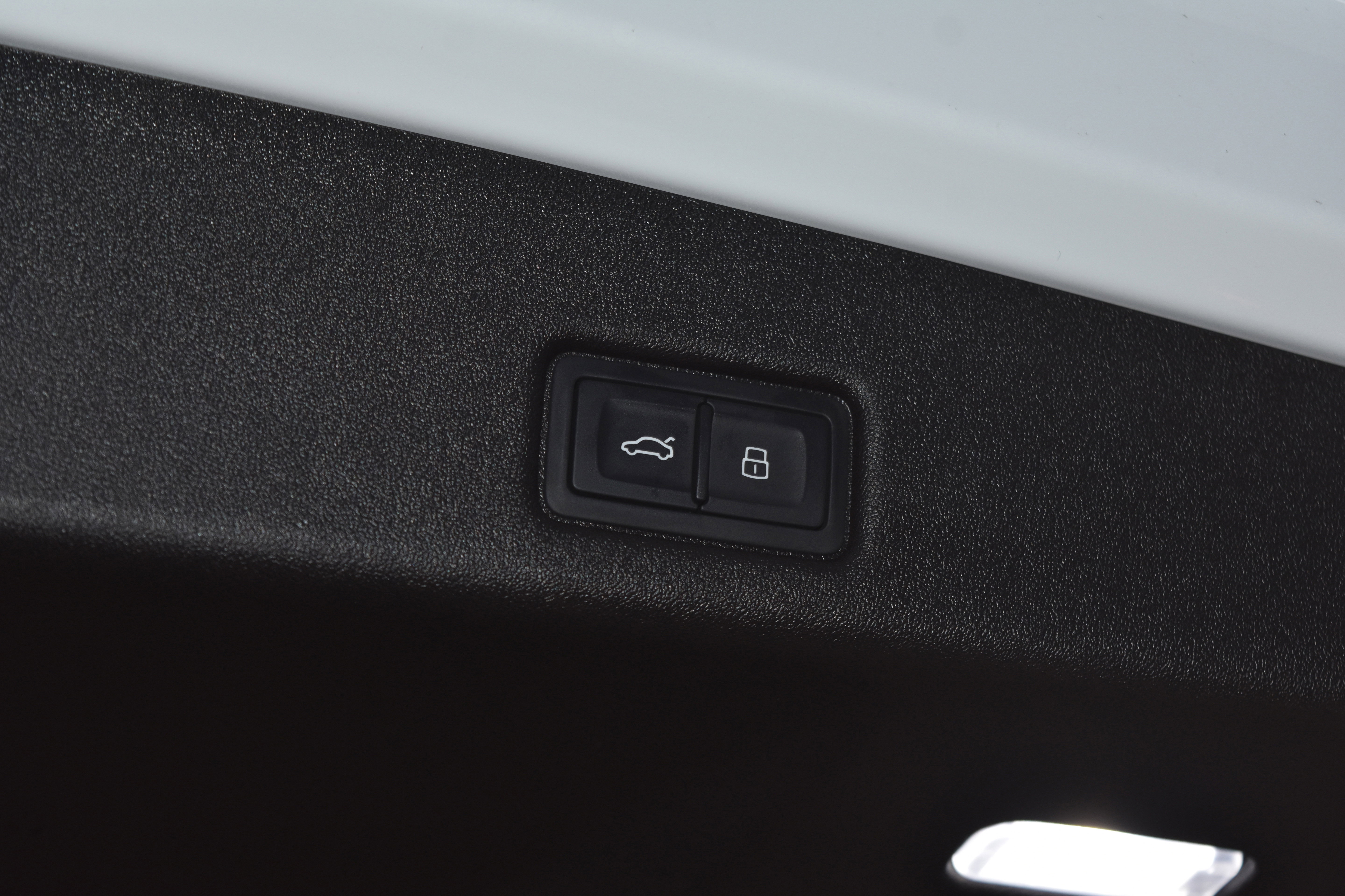 New 2025 Audi Q5 Premium image 26