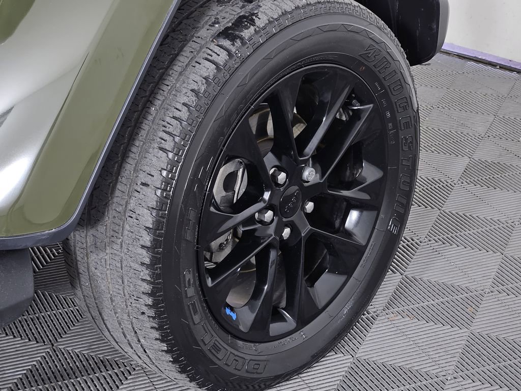 Used 2023 Jeep Wrangler Unlimited Sahara image 5