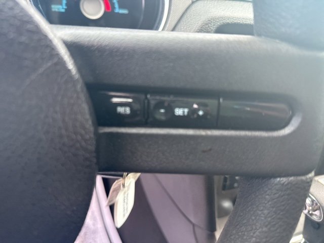 Used 2010 Ford Mustang GT Premium image 14