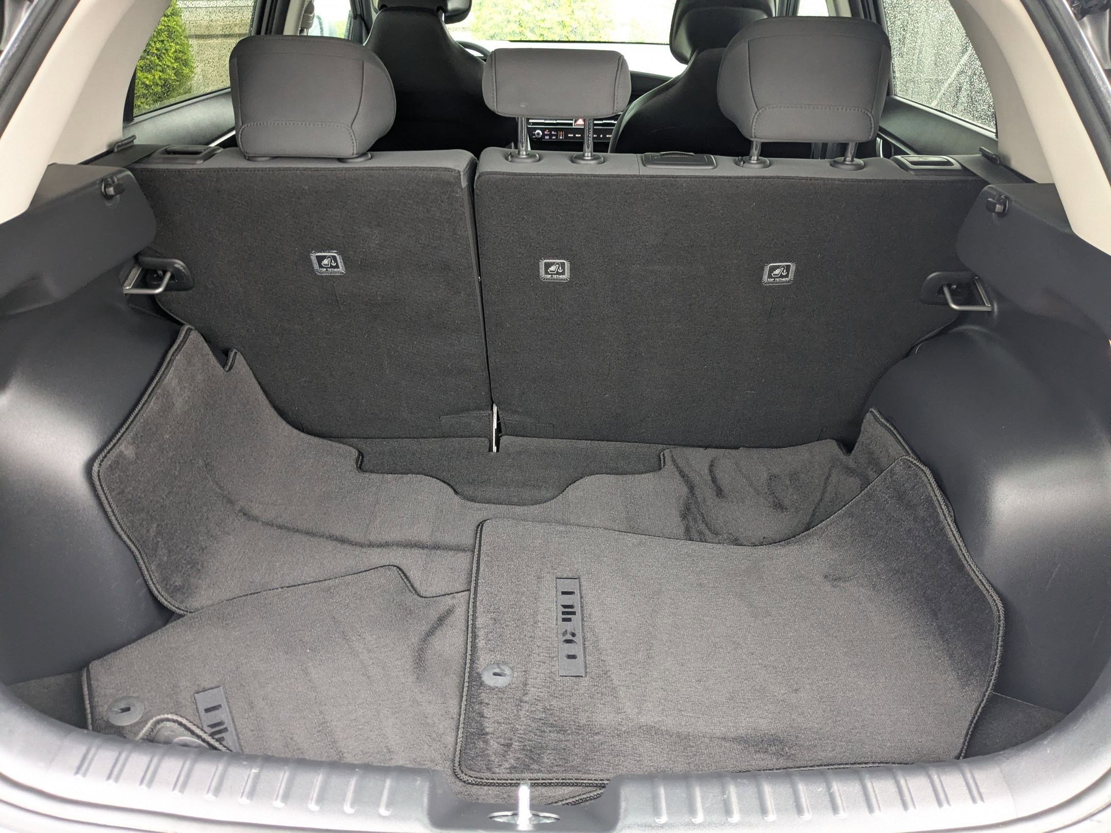 Used 2025 Kia Niro LX FWD image 30