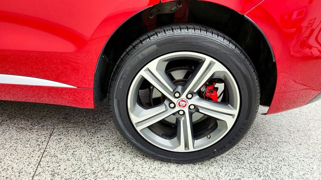 Used 2018 Jaguar F-PACE S AWD/4WD image 9