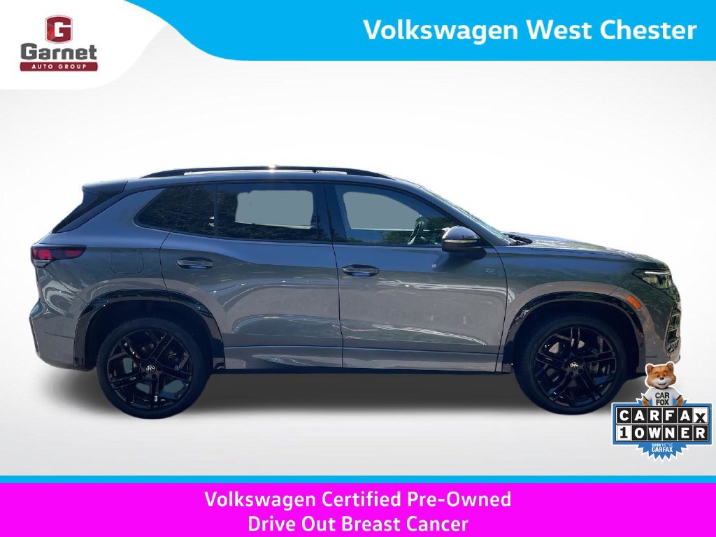 Certified 2025 Volkswagen Tiguan SE R-Line AWD/4WD image 7