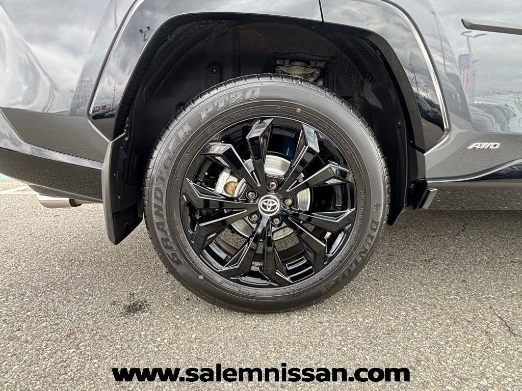 Used 2024 Toyota RAV4 XSE w/ Advanced Technology Package image 21