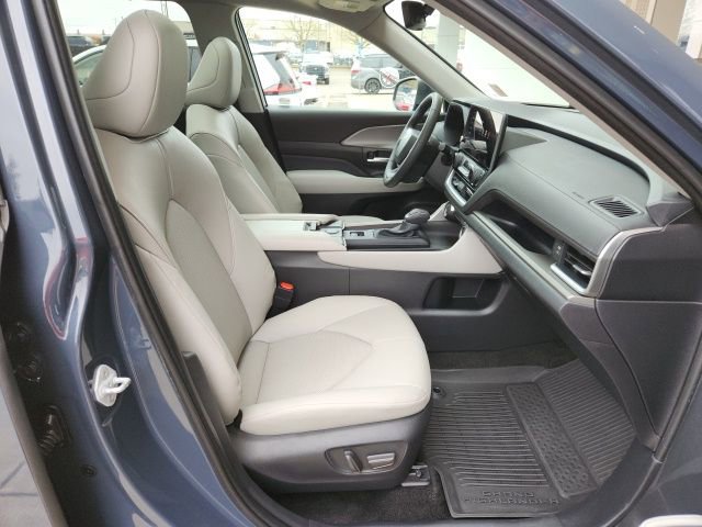 Certified 2026 Toyota Grand Highlander XLE image 30