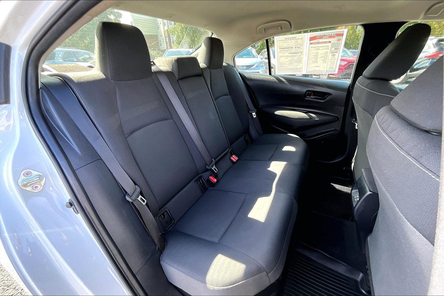 Used 2025 Toyota Corolla LE FWD image 25