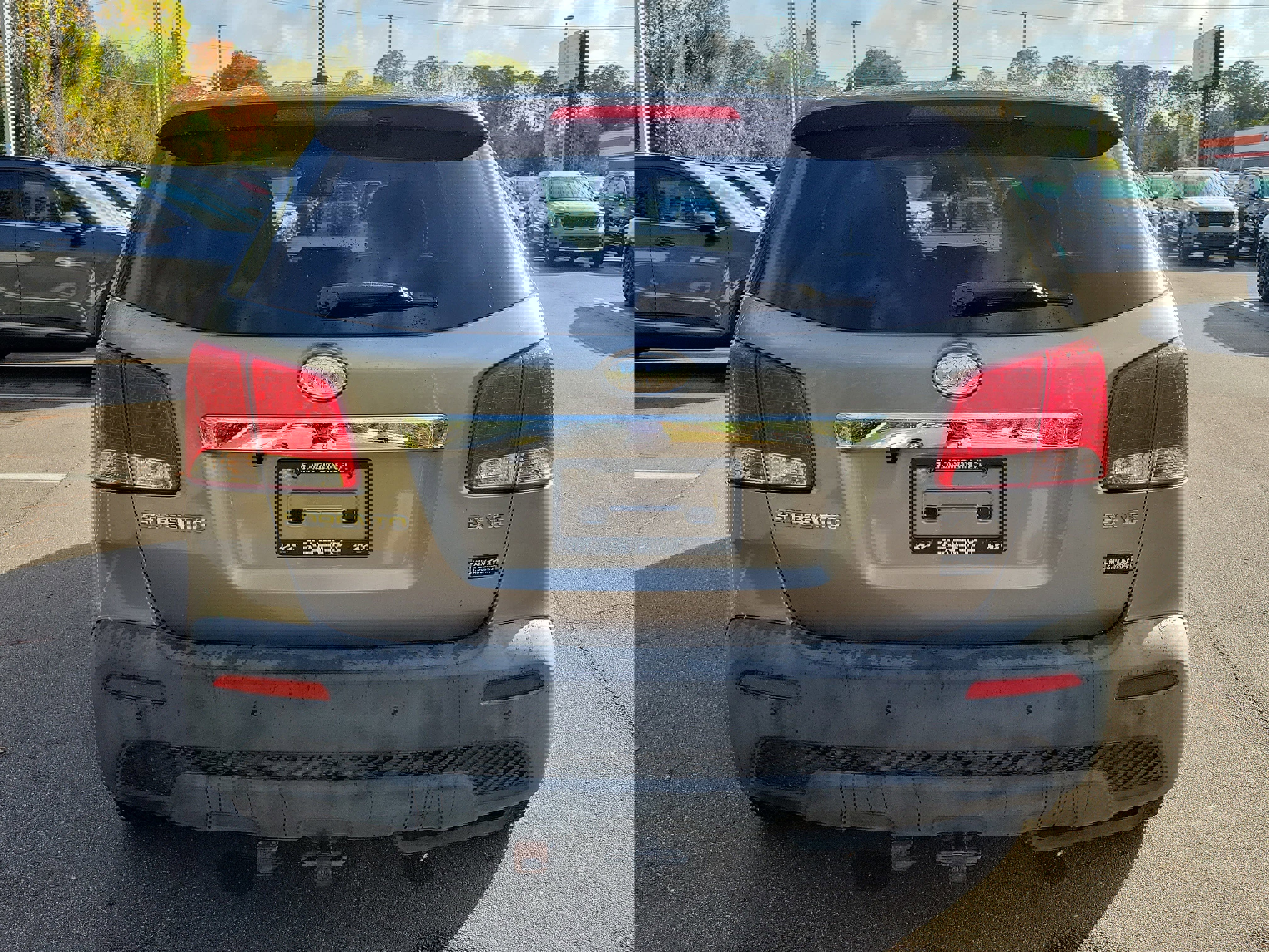 Used 2011 Kia Sorento EX w/ Limited Pkg image 5