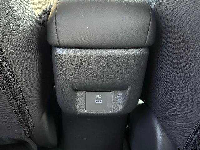 New 2025 Nissan Versa SR w/ Trunk Package image 12