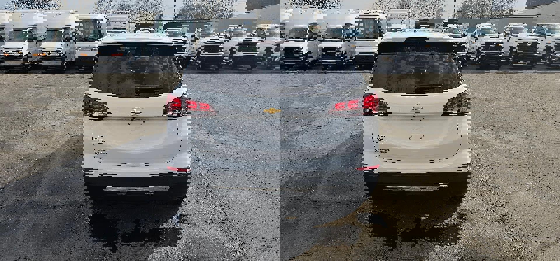 Certified 2024 Chevrolet Equinox LT w/ LPO, Floor Liner Package image 6