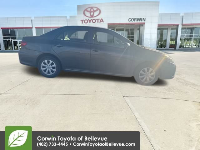 Used 2013 Toyota Corolla L image 2