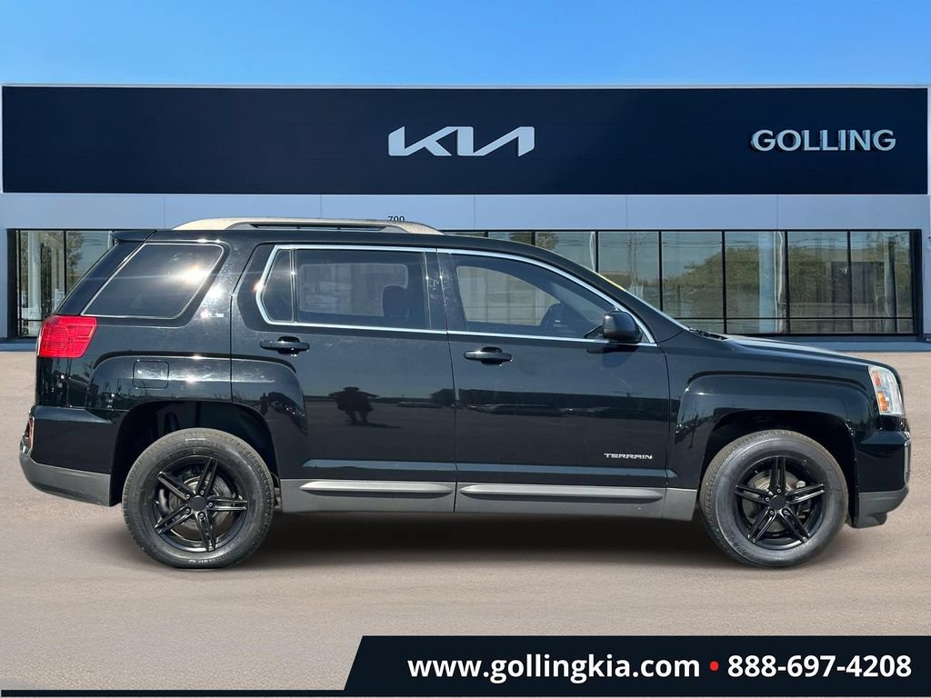 Used 2016 GMC Terrain SLE w/ Convenience Package FWD image 2