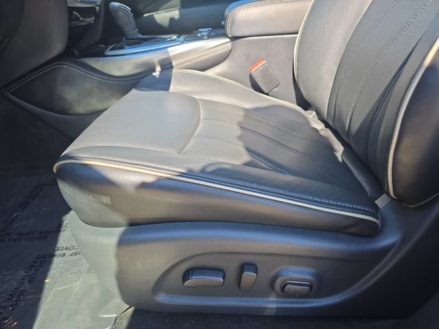 Used 2019 INFINITI QX60 Luxe w/ Essential Package AWD/4WD image 33