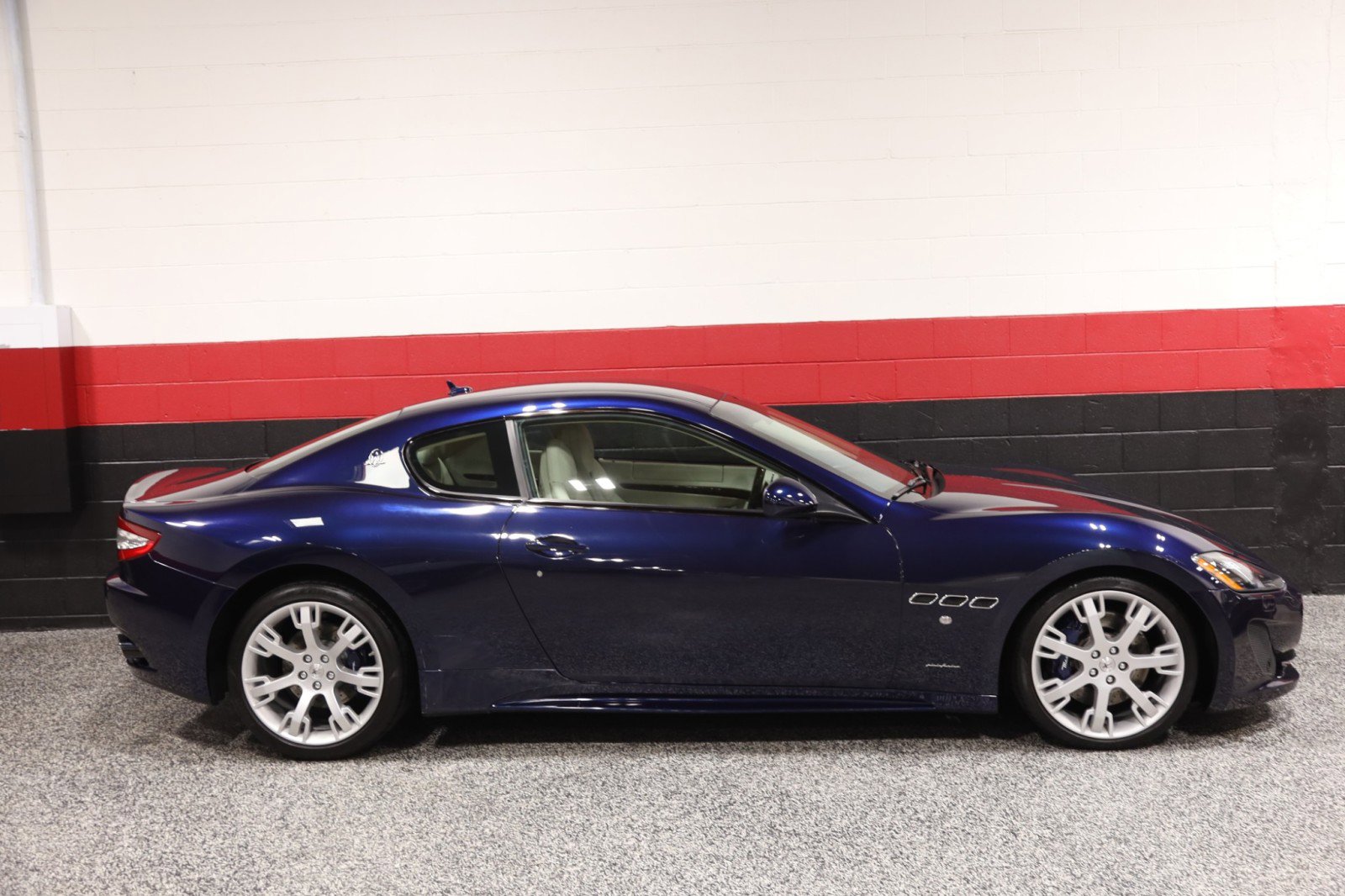 Used 2014 Maserati GranTurismo Sport RWD image 7