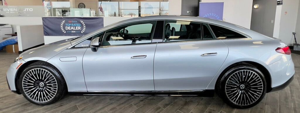 Used 2023 Mercedes-Benz EQS 580 4MATIC Sedan image 41