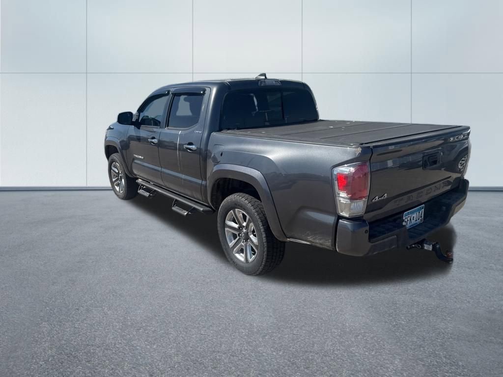 Used 2019 Toyota Tacoma Limited image 6