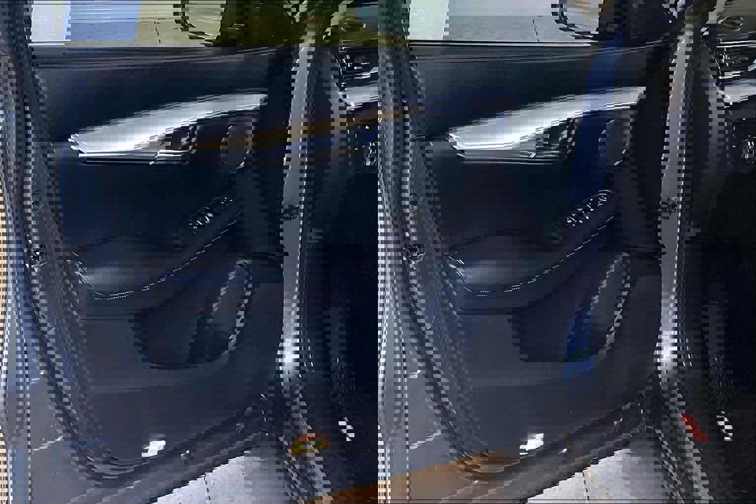 Used 2020 INFINITI QX50 Luxe w/ Navigation Package image 24