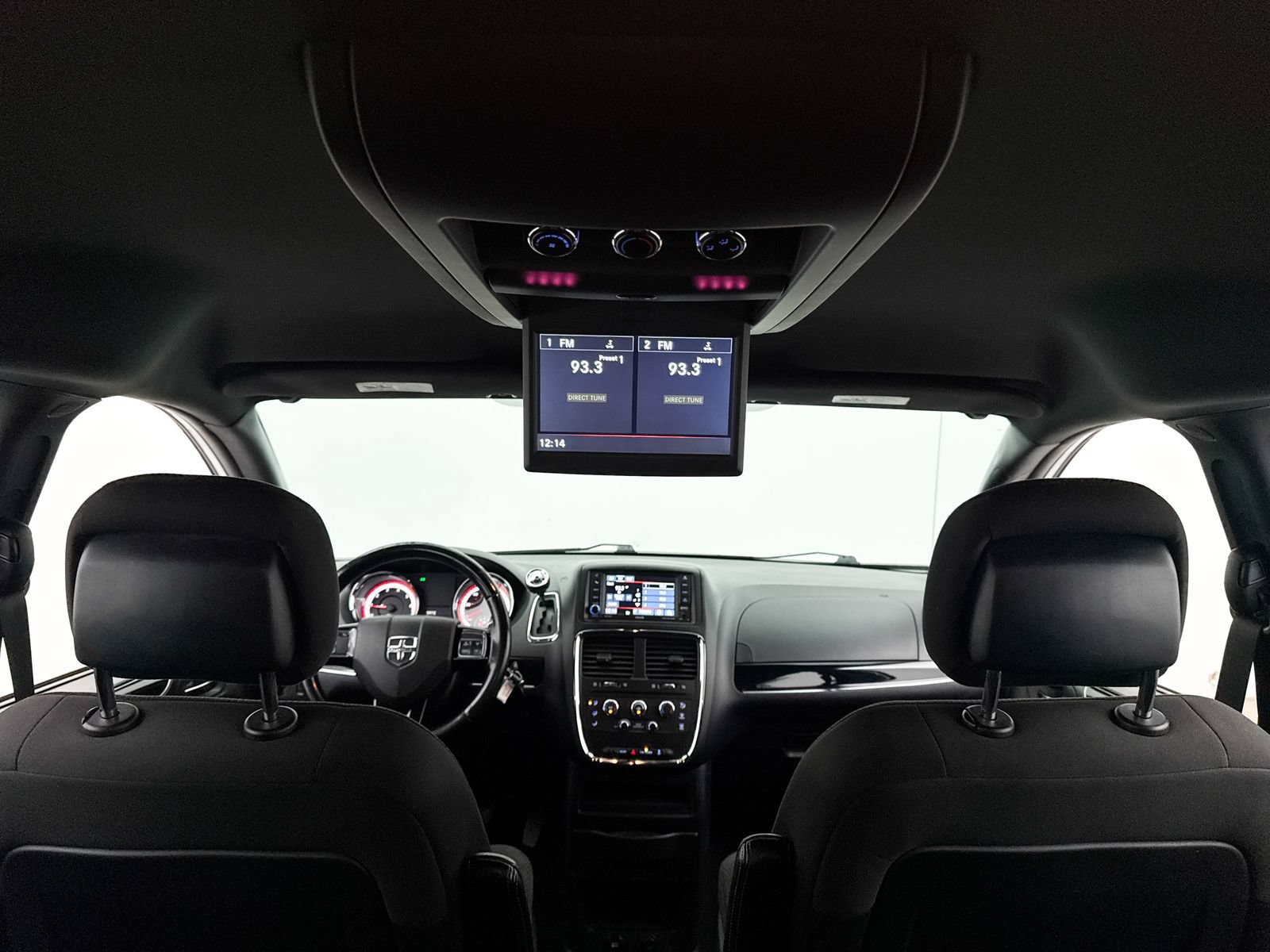 Used 2017 Dodge Grand Caravan SE FWD image 9