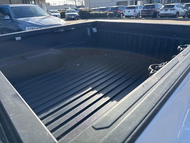 Used 2022 Toyota Tacoma SR5 w/ Technology Package image 10