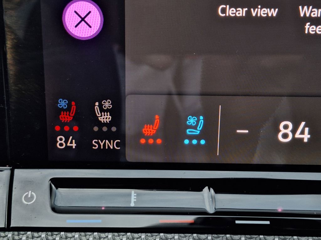 Used 2024 Volkswagen Golf R image 23