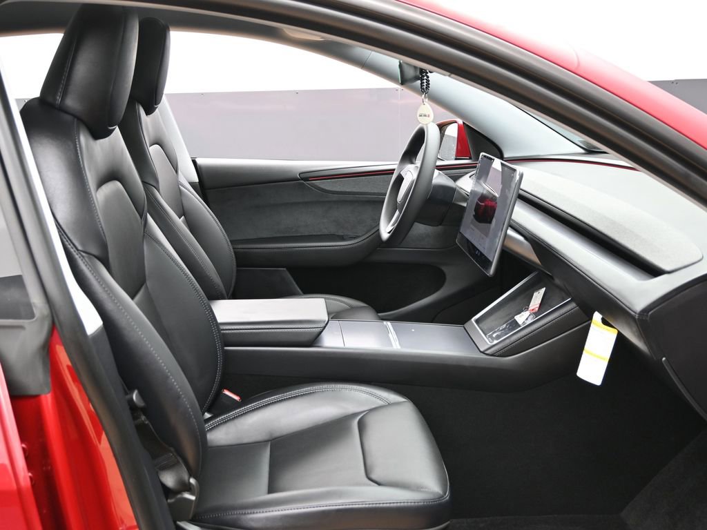 Used 2026 Tesla Model Y AWD image 40