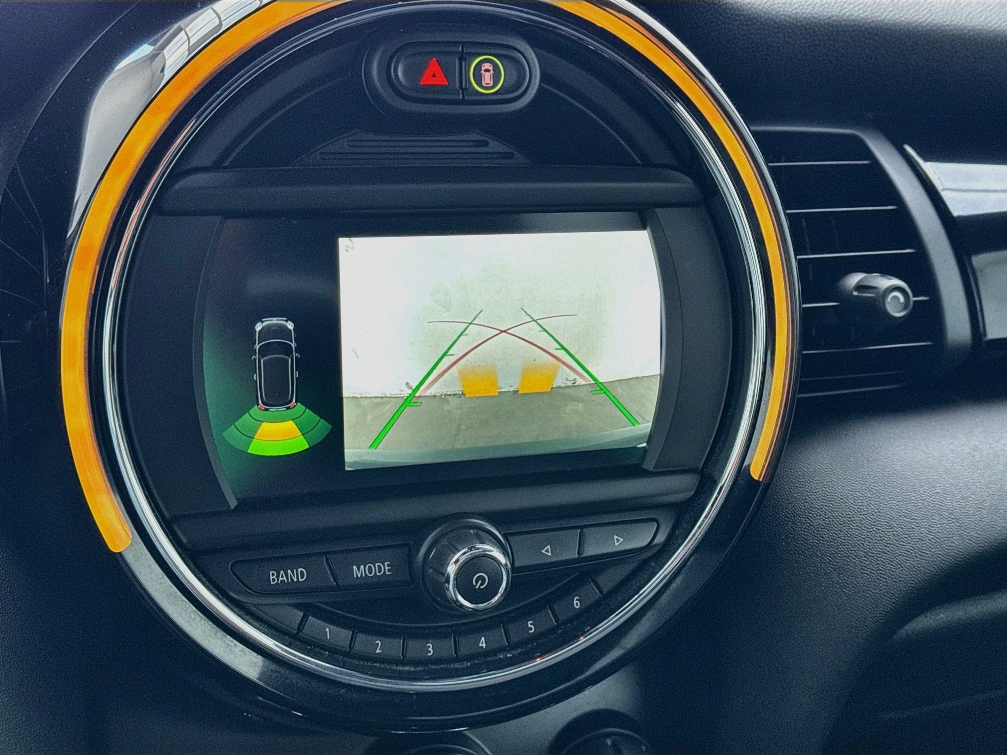 Used 2019 MINI Cooper S FWD image 10