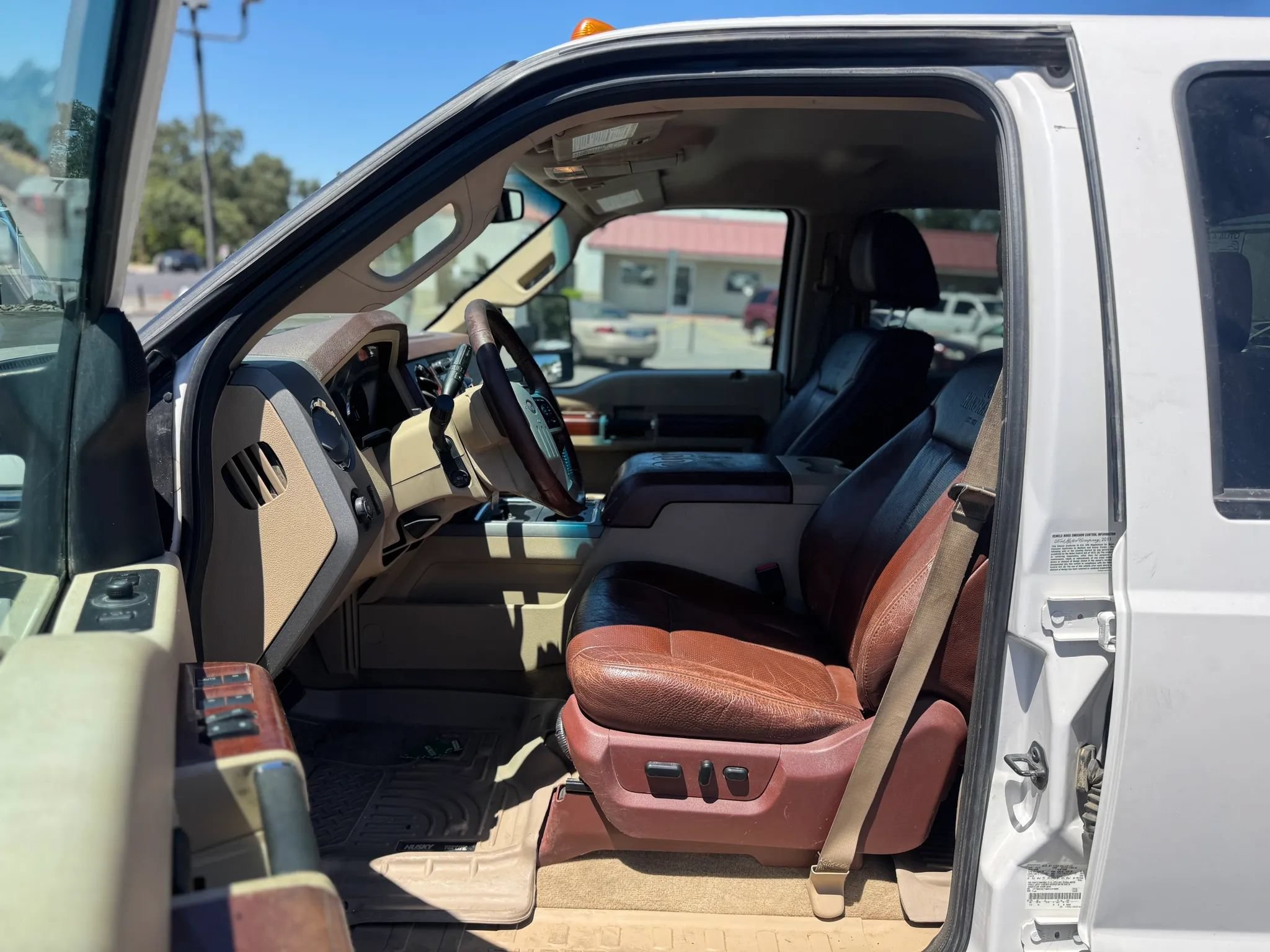 Used 2011 Ford F350 King Ranch w/ King Ranch w/Chrome Pkg AWD/4WD image 5