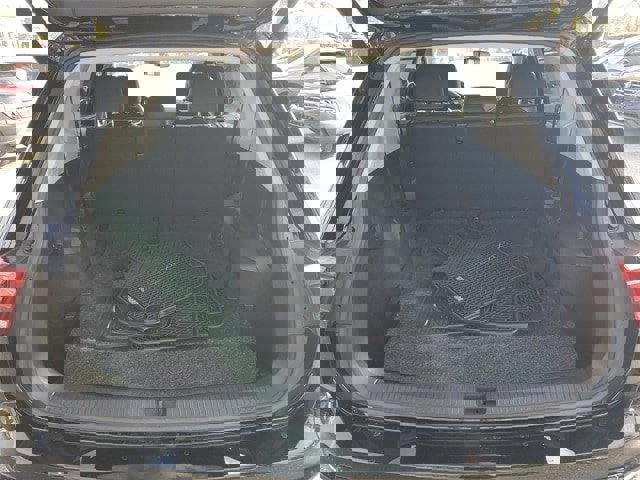 Certified 2022 Volkswagen Tiguan SE image 7