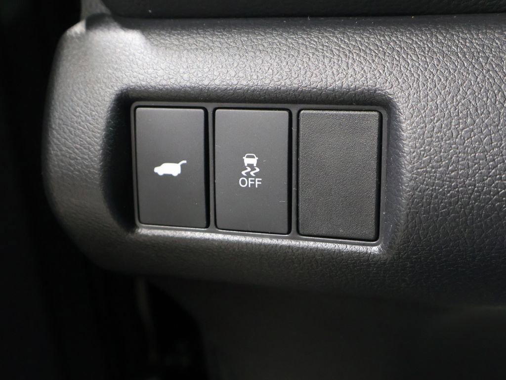 Used 2023 Honda Pilot Touring image 35