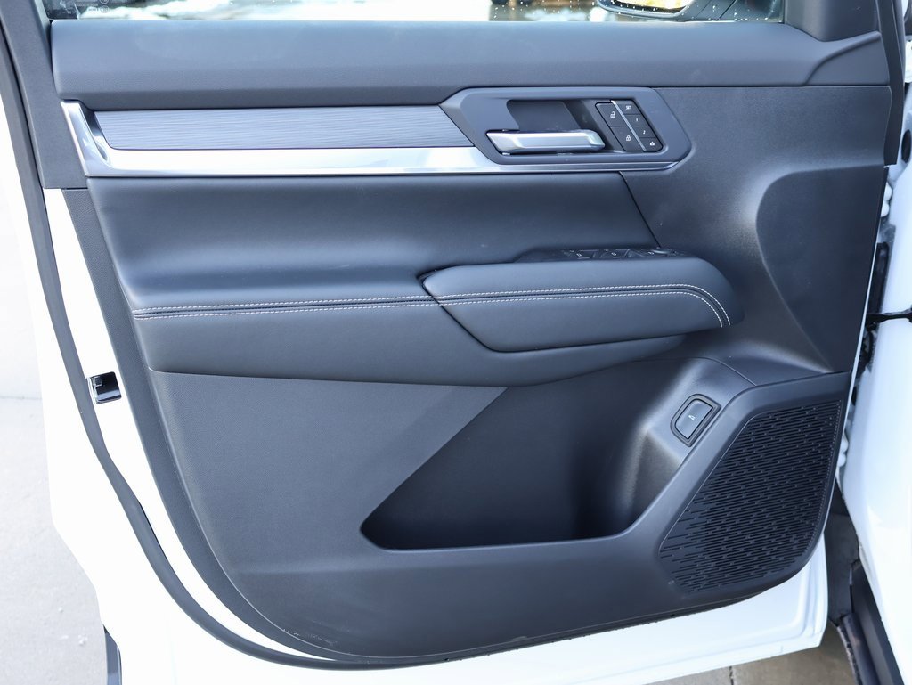 New 2026 GMC Terrain Elevation w/ Elevation Premium Package image 11