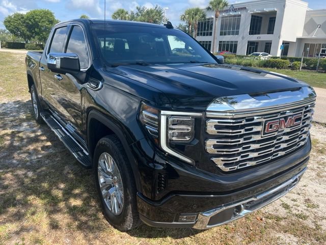 Certified 2024 GMC Sierra 1500 Denali w/ Technology Package AWD/4WD image 3