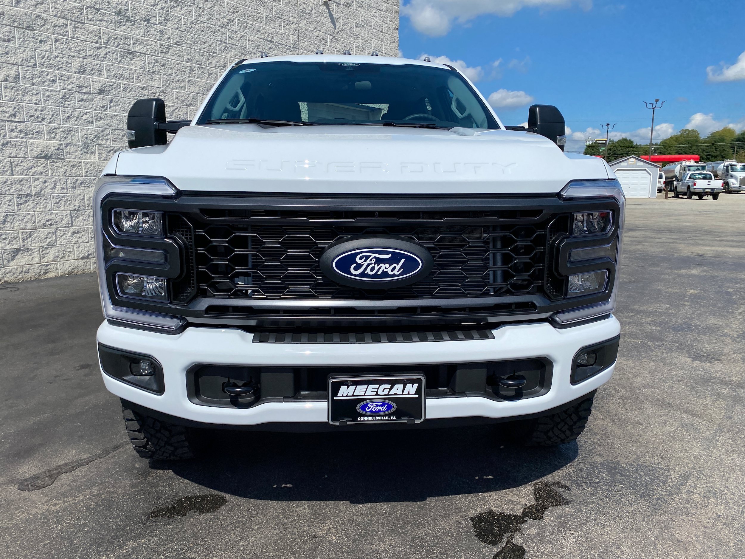 New 2027 Ford F250 XL w/ Tremor Off-Road Package AWD/4WD image 16
