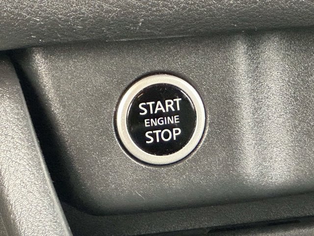 Used 2023 Nissan Rogue SV AWD/4WD image 22