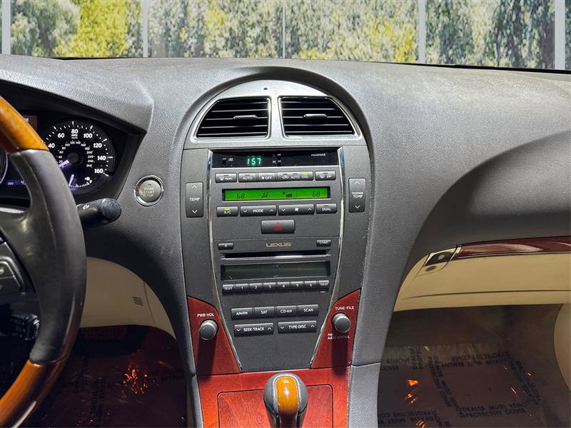 Used 2011 Lexus ES 350 image 16