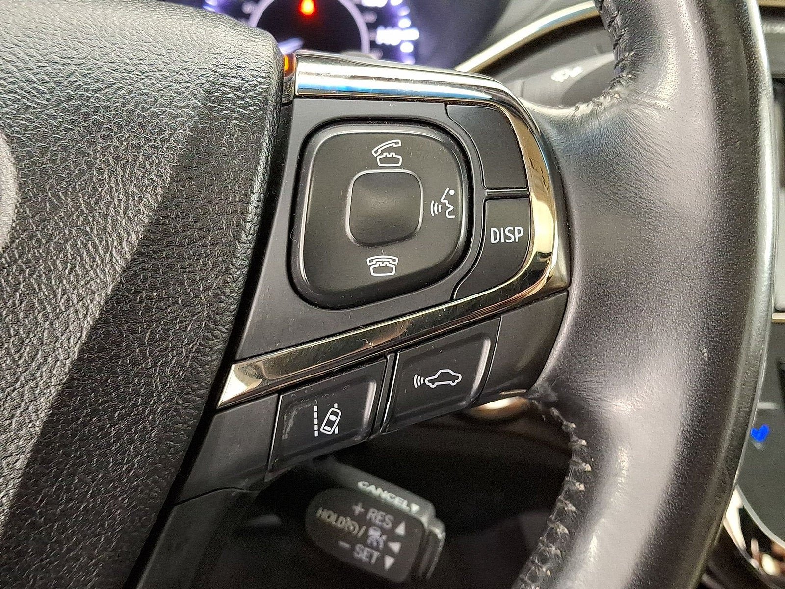 Used 2016 Toyota Avalon Limited w/ Protection Package FWD image 10