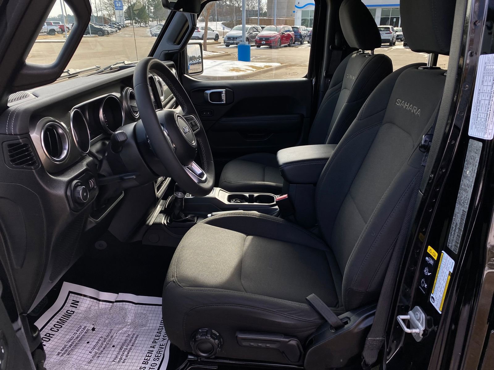 Used 2023 Jeep Wrangler Unlimited Sahara image 10