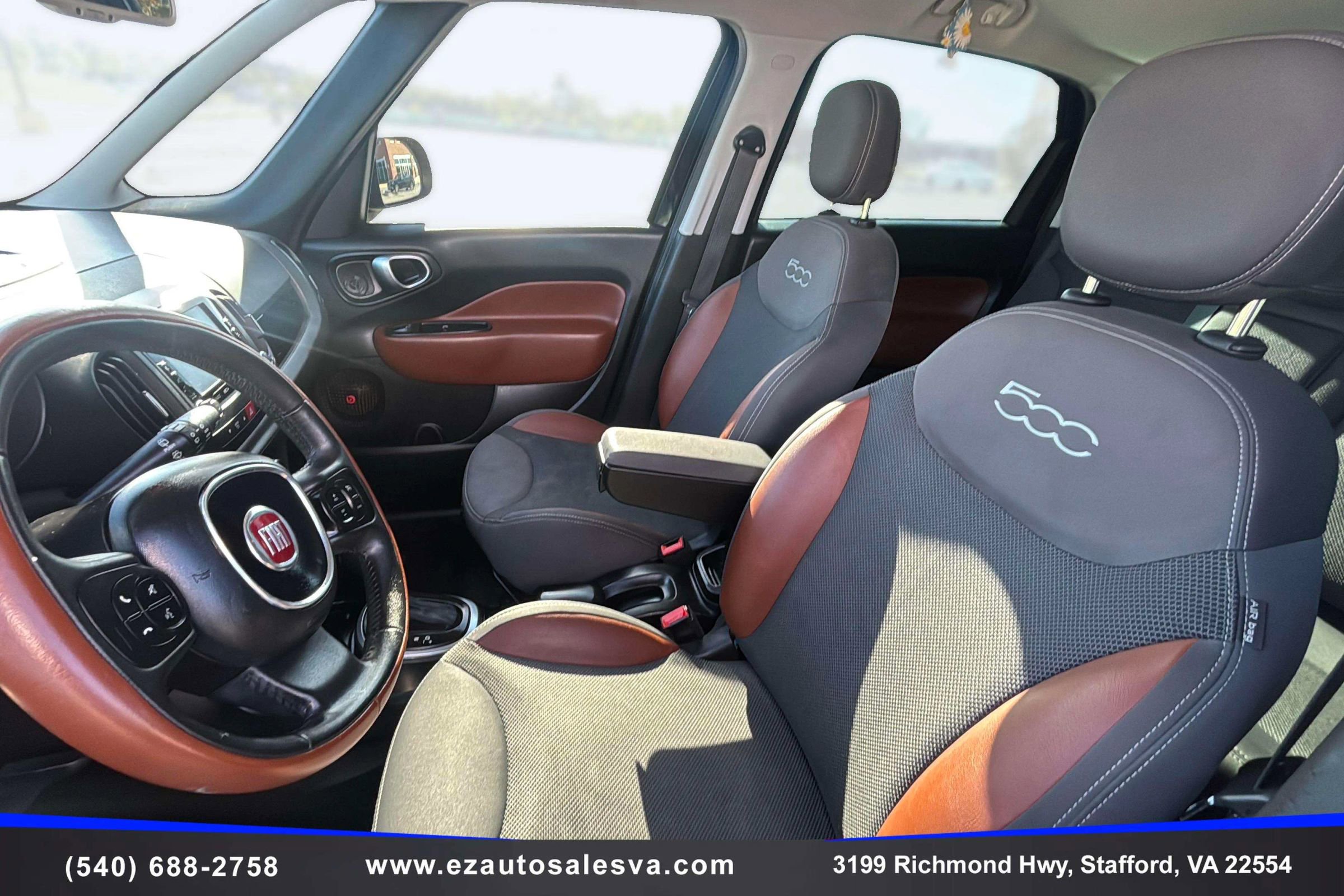 Used 2014 FIAT 500L Trekking w/ Popular Equipment Group image 13