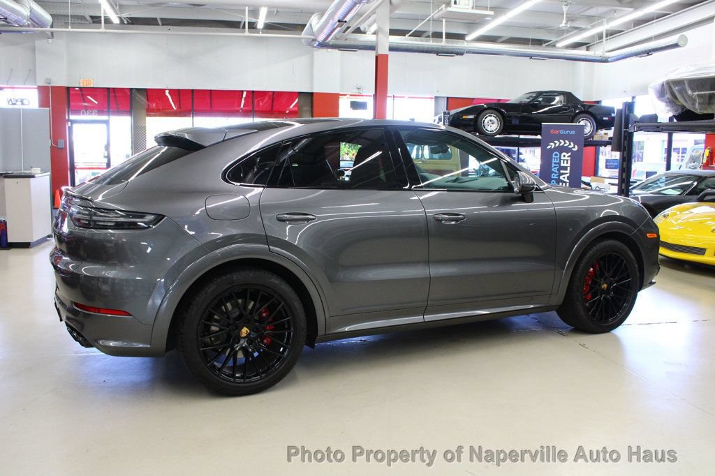 Used 2023 Porsche Cayenne GTS w/ Premium Package AWD/4WD image 7