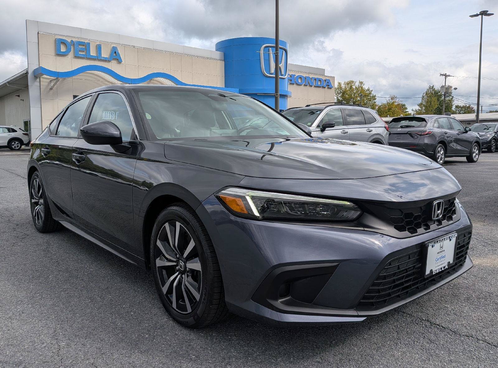 Used 2024 Honda Civic EX-L image 4